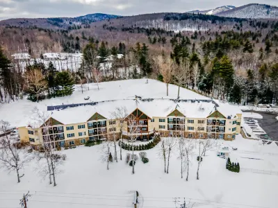 Mountain Edge Suites at Sunapee, Ascend Hotel Collection Hotels near Newport Golf Club