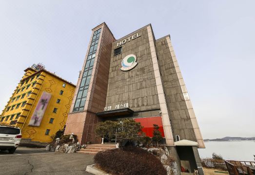 레스테 호텔