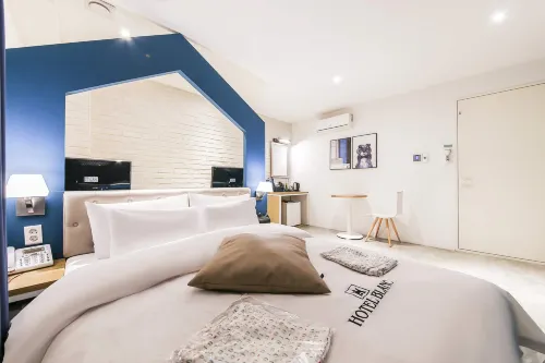 Gwangmyeong Cheolsan Blanc Hotels in Gwangmyeong