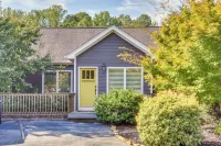 Lakefront Fun Near Clemson! Retreat w/ Pool Access - 4-Star