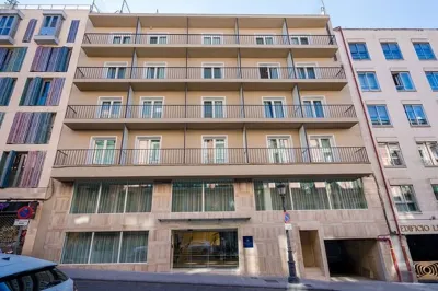 馬德里格蘭大道歐洲之星飯店 西班牙大廈附近的飯店