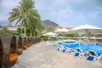 Fujairah Rotana Resort & Spa - Beach