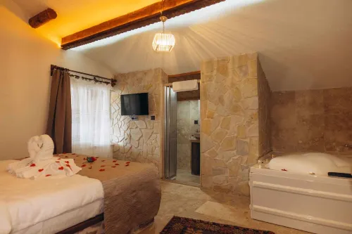 hatun konaği Hotels in Karlik Koyu