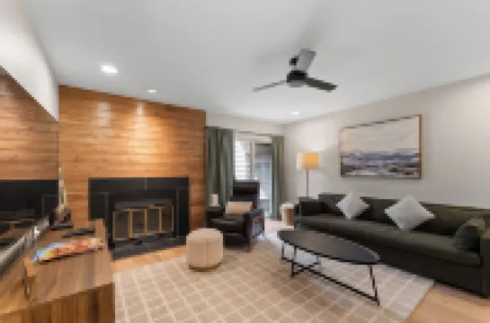 マウンテン サイド コンドミニアムズ 152, ビルディング H フリスコのホテル