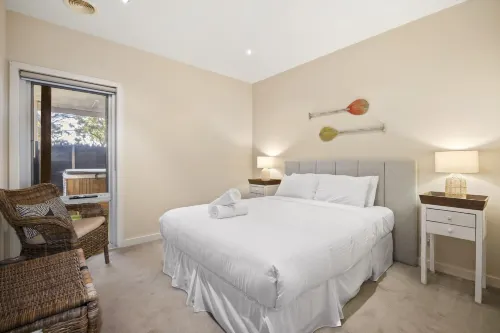 Spacious 3-bed Townhouse Near Dromana Beach