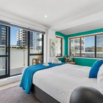 亞當斯6號 陶朗阿加機場附近的飯店