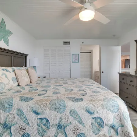 Private Beach Access & Gulf Views: Hudson Condo!