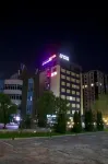 薩帕爾豪華廣場 - 停車場