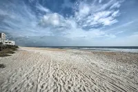 Walk to Ocean: Condo w/ Pool in New Smyrna Beach - Holiday Apartments