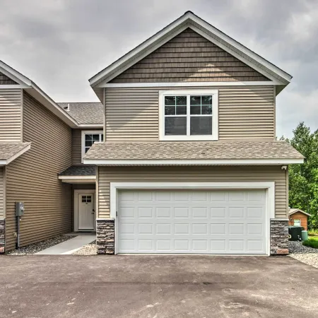 Upscale Townhome in Causeways on Gull Resort!