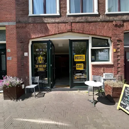 Hostel the Golden Stork