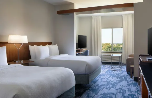 俄克拉何馬城Yukon萬楓酒店及套房