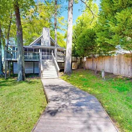 Lakefront Home w/ 2 Boat Slips, Fire Pit, Grill