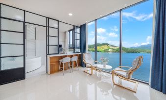 加平 가평 더스퀘어24 스파&수영장펜션(Gapyeong the Squre 24 Spa) 4星级 酒店 套房