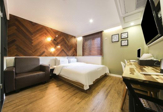 소설스미스 프리미어룸 내부