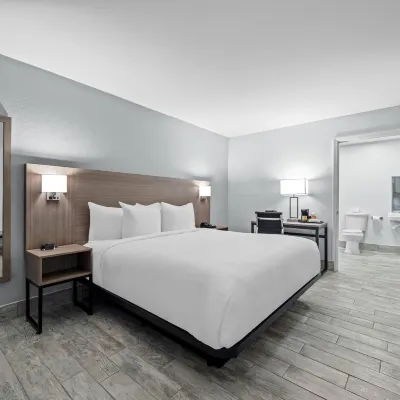 Econo Lodge Daytona Beach - Speedway Отели рядом с достопримечательностью «Аттракцион Daytona 500 Experience»