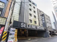 Selene Hotel Отели рядом с достопримечательностью «Олимпийский музей»