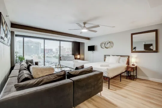 在大道上一起住 - 6張舒適的床加景!