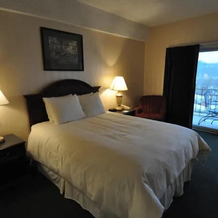 Hillside Inn
