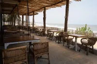 Hotel Sea Breeze at Mahabalipuram - bar