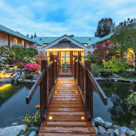 Gibsons Garden Hotel