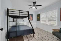 3BR Home Near AFB ASU Riverwalk Downtown