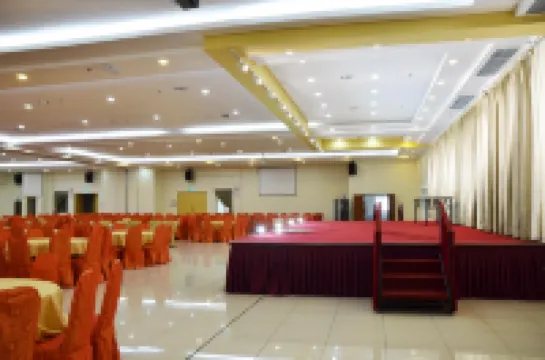 Central Hotel Hotels in Jempol