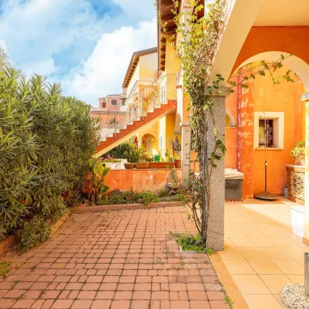 Apt con Giardino, a 300-metre-tall Mare