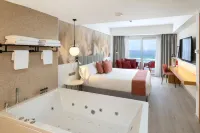 Hotel Cristina by Tigotan Las Palmas - Adults Only - baignoire