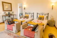 Moyoni Airport Lodge - 3-Star