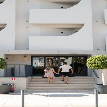 Rochavau Hotel