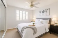 Sunset & Water Views • Private Heated Hot Tub • Game Room - Villas