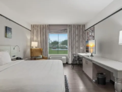 Kozy Hotel Houston North ヒューストンのホテル