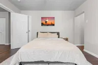 Charming 1-bedroom Retreat in Fort Worth - Country Houses