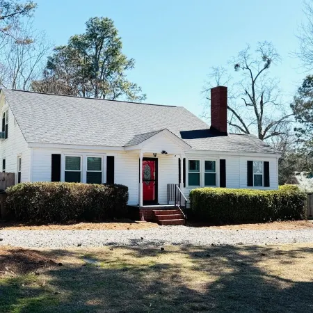 Fun House/King Bed - Close to Town/Full of Entertainment!
