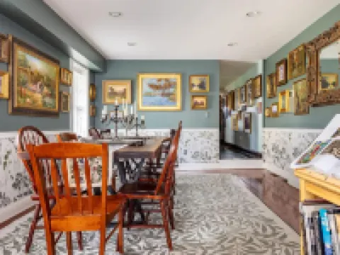 Unique Luxury Central Historic Landmark Home Hotels in Lambertville
