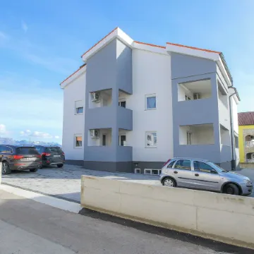 Privilege Pool Apartments