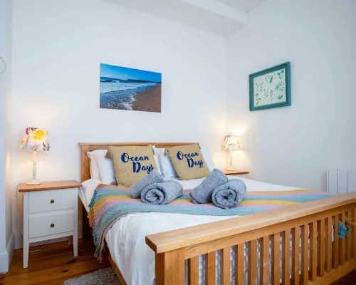 Sea Glass - 2 Bedroom Apartment - Manorbier Hotels in Manorbier