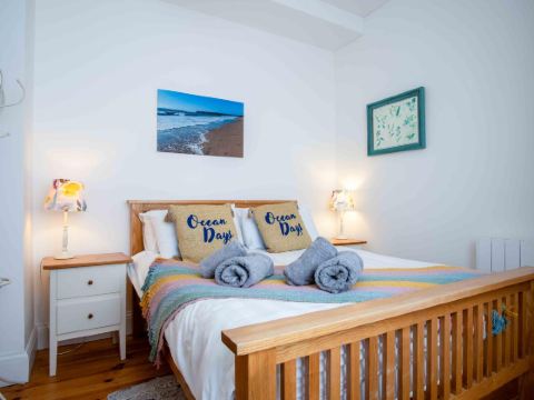 Sea Glass - 2 Bedroom Apartment - Manorbier