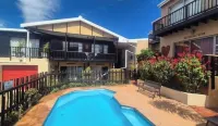 A1 Kynaston Self Catering or Bed and Breakfast - プール