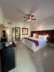 El Encanto Inn & Suites