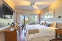 Hotel Las Rocas - 4-Star