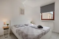 Beautiful spacious apartment (No. 1) with 2 bedrooms 300m to the beach