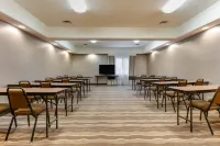 Comfort Suites