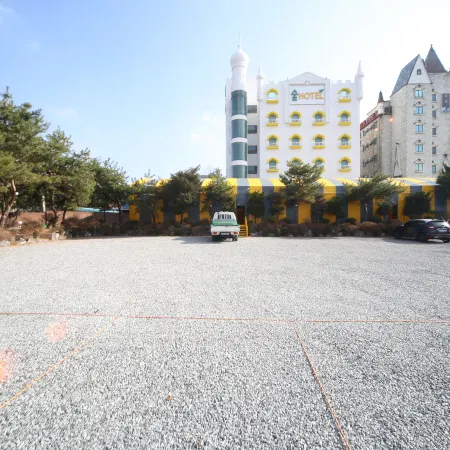 Cheonan (Sinbu-Dong) Sup Hotel