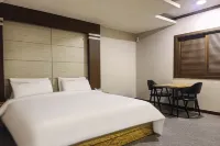 Winsor Hotel - Bintang 2