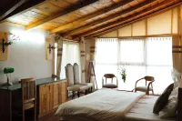 Samar Villa by Trayati Stays, Kasar Devi, Binsar Wildlife Sanctuary - 2-Star