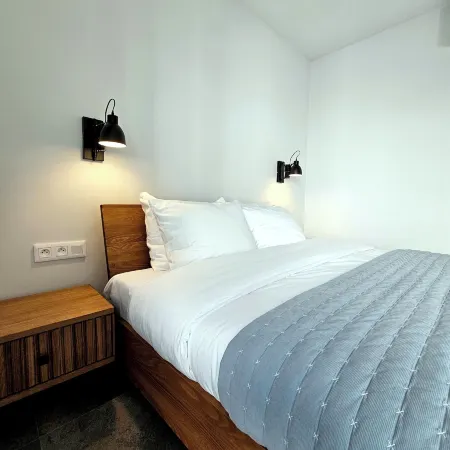 Coastline Residence - Designer Stay