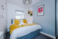 Stylish Home Incredible Location Sleeps 5 - balcony