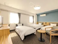Kochi Sunrise Hotel Hotels near Harimaya Bridge